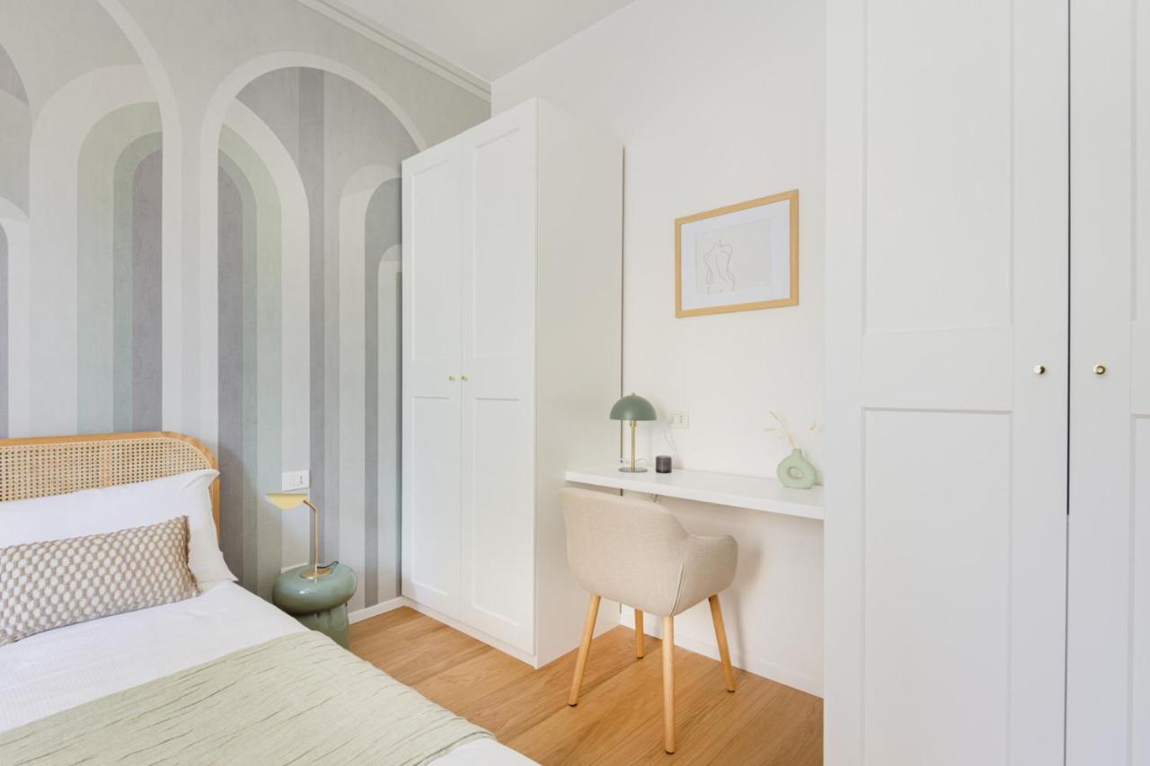 Easylife - Romantico Appartamento Sui Navigli Milano Exterior foto